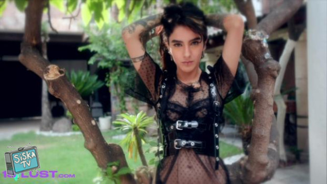 Maria Devil - Porn Debut