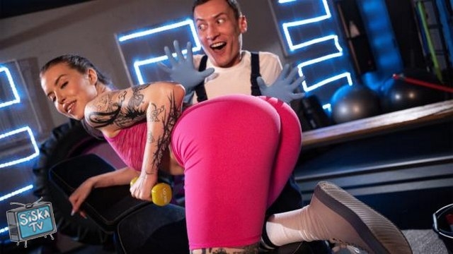 Eden Ivy - After Hours Ass Workout