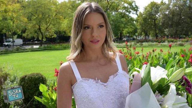 Rebecca Volpetti - Bride To Be Enjoys Anal Fucking From Hung Photographer