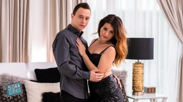 Valentina La Piedra - Take It Off - AssholeFever