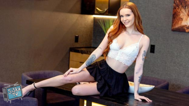 Chloe Foxxe - Chloe Foxxe