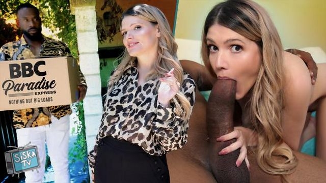 Riley Rose - MILF Stuffs Her Holes With Her New Neighbor