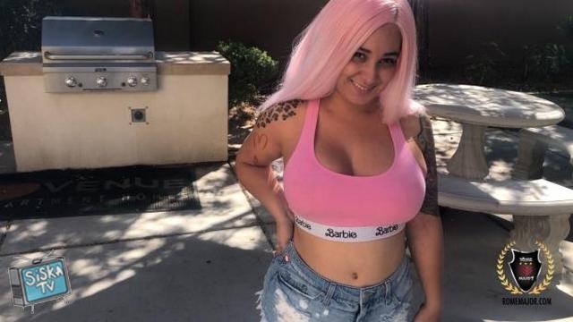 Curvy Barbi - New Tenant Temptation