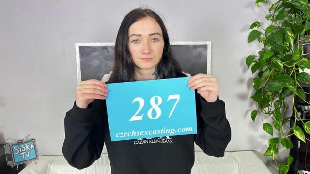 Belinda - Pink lollipop first at the casting E287