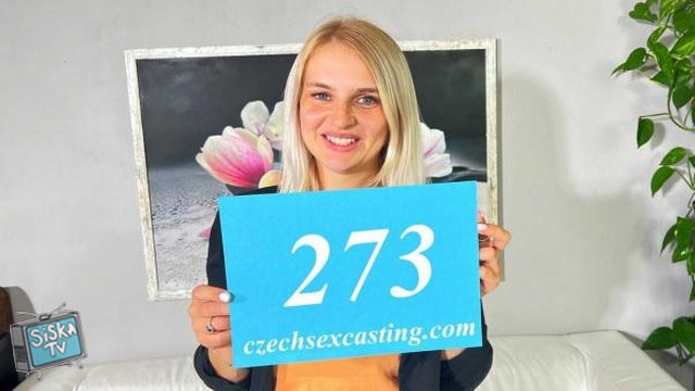 Kristy Water - Czech sexy blonde loves swingers party E273