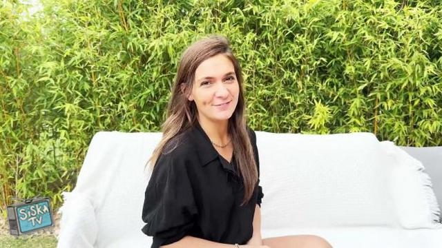 Dosynophia - 25 years old, saleswoman!