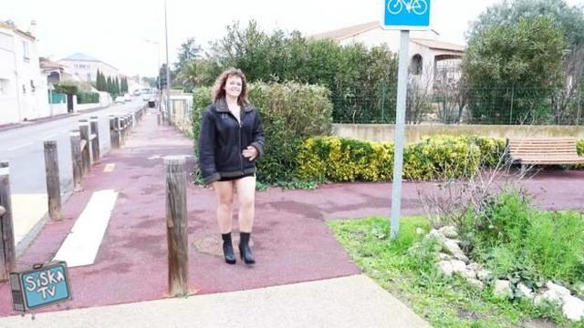 Charline - 20 years old, true to herself!