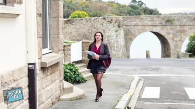 Venus - Venus masters her argument...