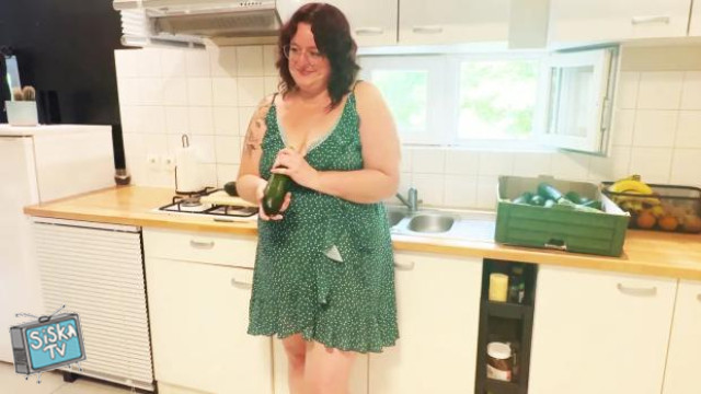 Sabbat Freyja - Sabbat Freyja gets fucked at home in the presence of... her husband!