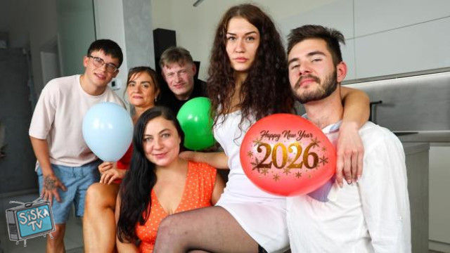 Fiona Sweetyx, Christina Santes, Yvette Moore - Wake up, it's your birthday!