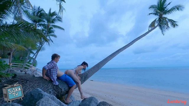 Nicole - Sunrise Quicke On The Beach E445