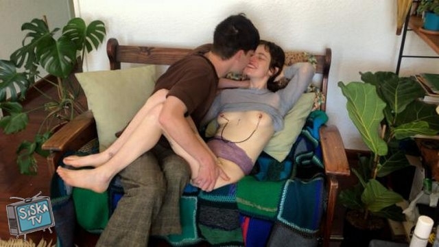 Riley - Kissing And Nipple Play E867