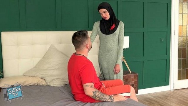 Macarena Lewis - A woman in hijab needs to use both holes