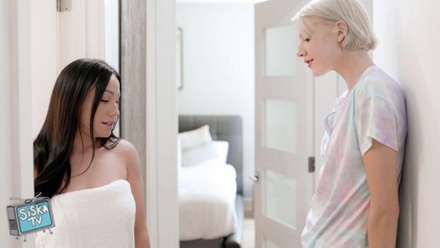 Lena Anderson, Jennifer White - Early Birds