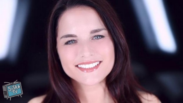 Ashley Renee - Amateur Allure Introduces Ashley Renee A Sexy Milf That Gets All Tingly When Arousing A Guy