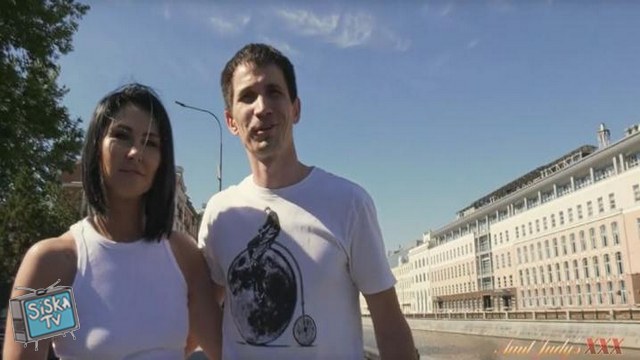 Eva - Sexy Brunette MILF Eva takes a Romantic Walk and Fucks Her Lover in Her Glorious XXX Return