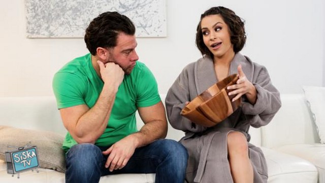 Nicole Aria - Worldly Advice