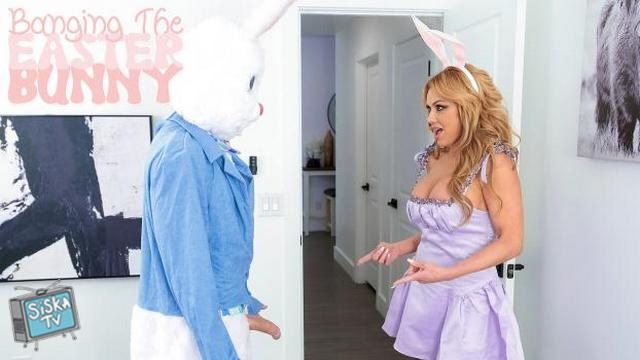 Taylor Vixxen - Banging The Easter Bunny