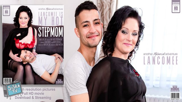 Lancomee - Lancomee is a hot mom who does her stepson at home
