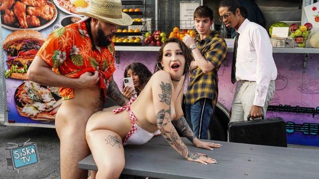 Anna Chambers - Food Truck Serves Big Oily Ass - BrazzersExxtra