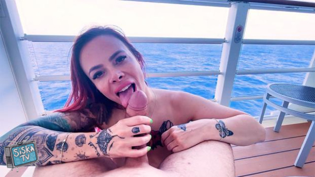 Lili Cocksinhell - The Love Funkin Boat