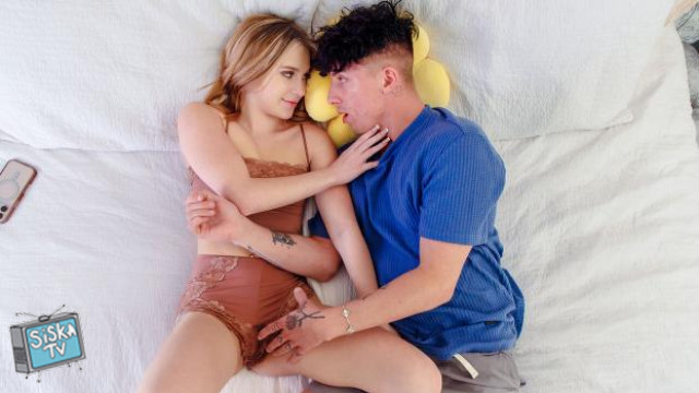 Becky Summer - Breed Your Stepsis Before Dad