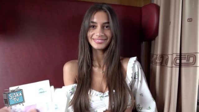 Vanessa Alessia - Czechstreets 145 A Quickie On A Fast Train With An Unfaithful Beauty