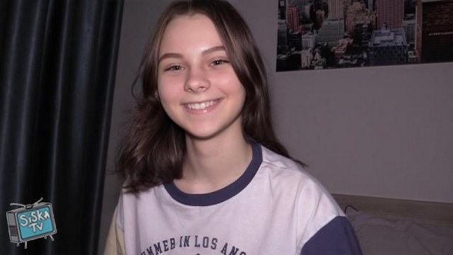 Hiyouth - Barely Legal Teen Records FIRST SEX TAPE With Her Well