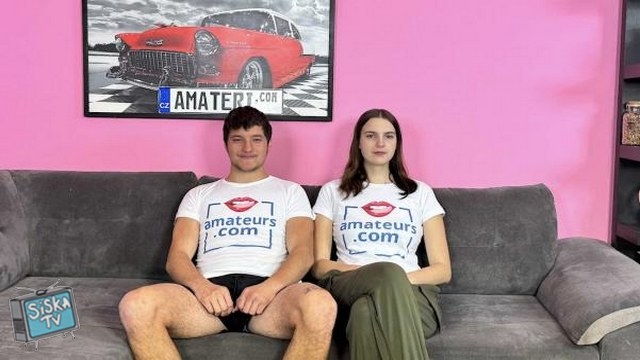 Lucka - Fresh eighteen babe shows her juicy pussy