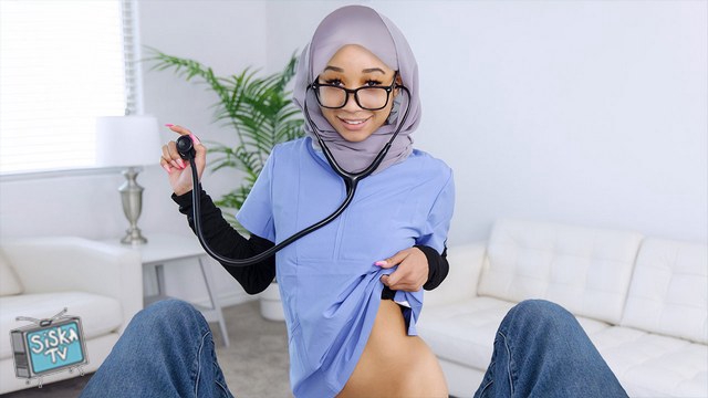 Alicia Reign - Dr. Dick Fixer