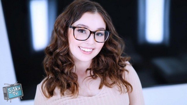 Leana Lovings - Leana Lovings Returns to Amateur Allure to Give Head, Get Fucked and Swallow Sperm