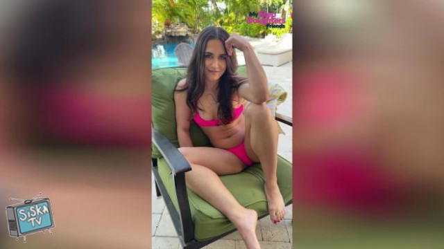 Daisy Phoenix - Daisy Phoenix Seduces And Fucks Her Friend's Step Daddy